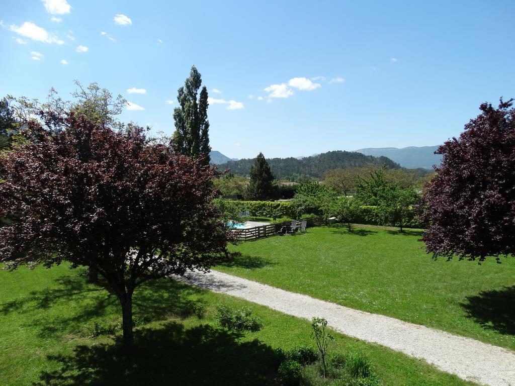 L'Enclos B&B Châtillon-en-Diois エクステリア 写真