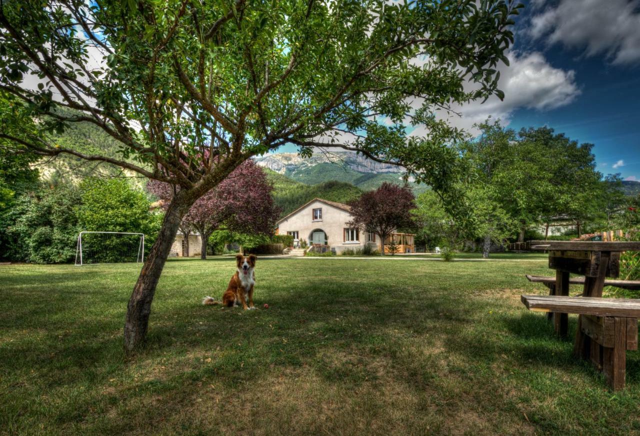 L'Enclos B&B Châtillon-en-Diois エクステリア 写真